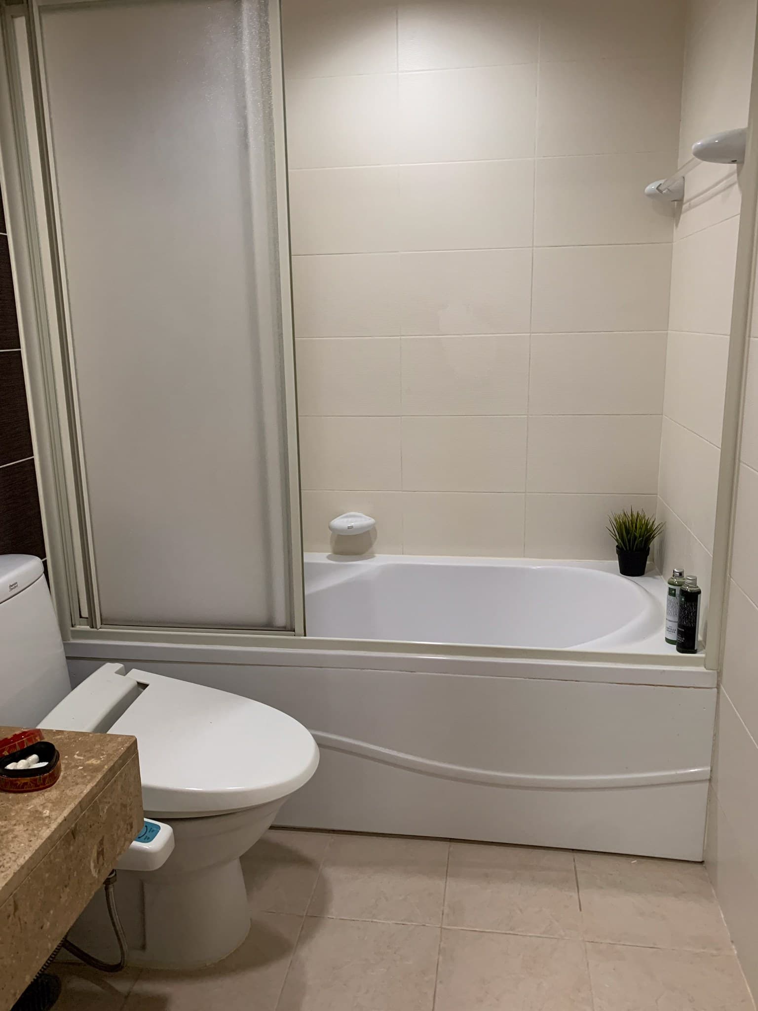 2026 – 321_bathroom.jpg