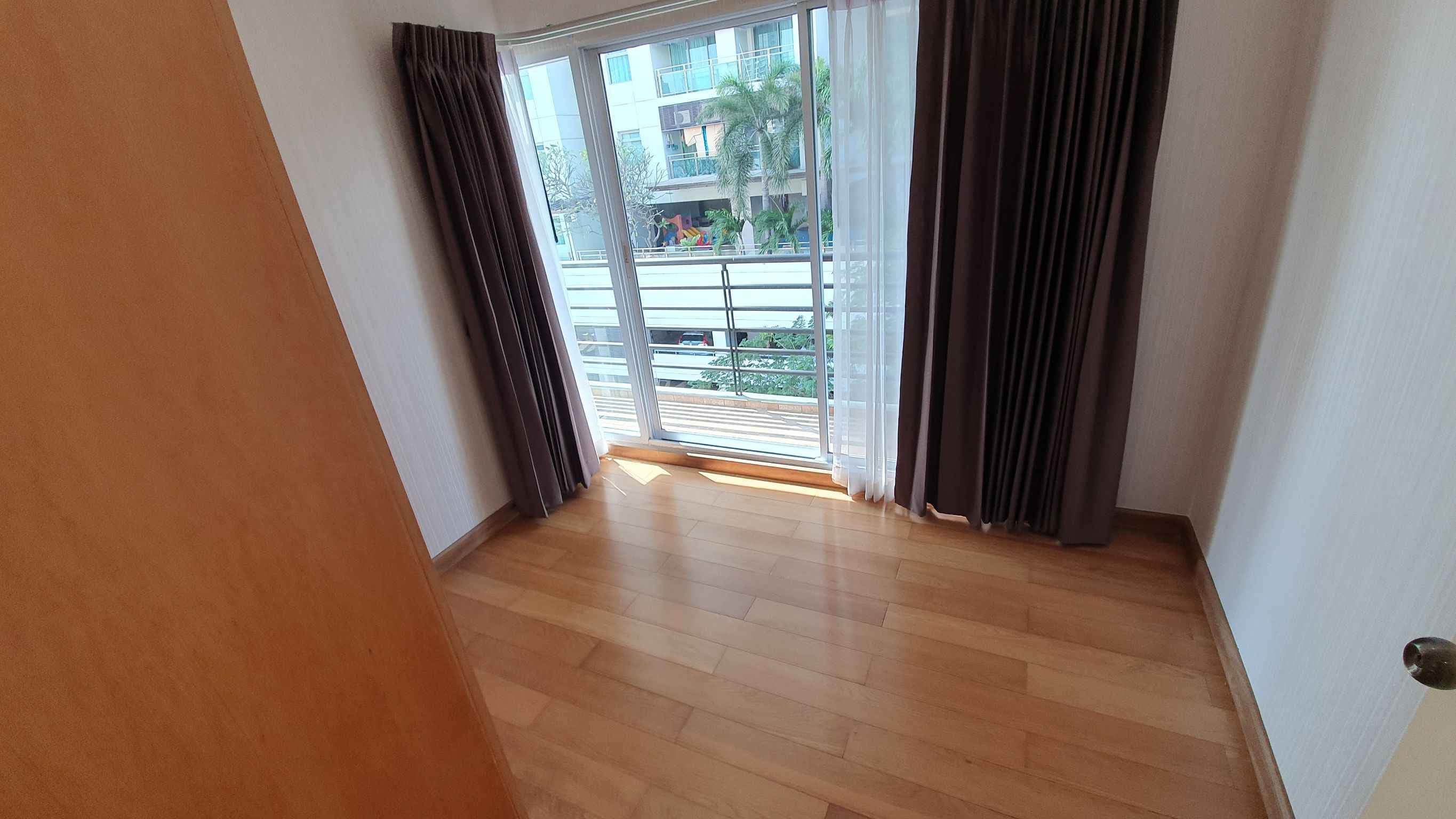 2028 – 719_other.jpg